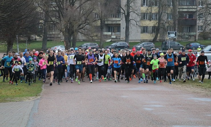 Par godu 18.novembrim notiek tradicionālais skrējiens «Rembates aplis 2019» 3 km un 10 km distancēs Par godu 18.novembrim notiek tradicionālais skrējiens «Rembates aplis 2019» 3 km un 10 km distancēs 271328