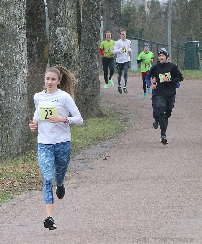 Par godu 18.novembrim notiek tradicionālais skrējiens «Rembates aplis 2019» 3 km un 10 km distancēs Par godu 18.novembrim notiek tradicionālais skrējiens «Rembates aplis 2019» 3 km un 10 km distancēs 271336