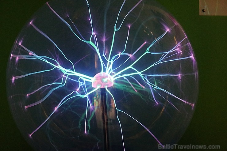 Travelnews.lv apmeklē ļoti atraktīvu un bērniem interesantu «Sharjah Science Museum». Atbalsta: VisitSharjah.com un Novatours.lv Travelnews.lv apmeklē ļoti atraktīvu un bērniem interesantu «Sharjah Science Museum». Atbalsta: VisitSharjah.com un Novatours.lv 271589