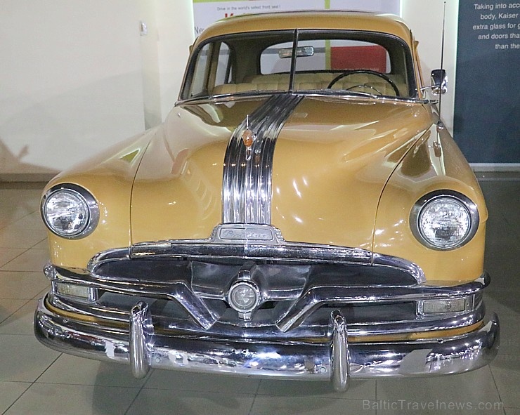 Travelnews.lv apmeklē automobiļu muzeju «Sharjah Classic Cars Museum». Atbalsta: VisitSharjah.com un Novatours.lv Travelnews.lv apmeklē automobiļu muzeju «Sharjah Classic Cars Museum». Atbalsta: VisitSharjah.com un Novatours.lv 271633