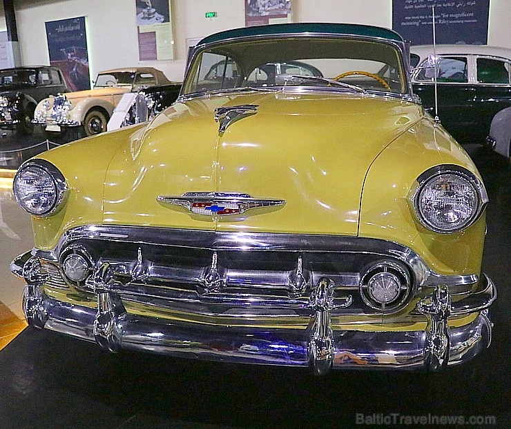 Travelnews.lv apmeklē automobiļu muzeju «Sharjah Classic Cars Museum». Atbalsta: VisitSharjah.com un Novatours.lv Travelnews.lv apmeklē automobiļu muzeju «Sharjah Classic Cars Museum». Atbalsta: VisitSharjah.com un Novatours.lv 271637
