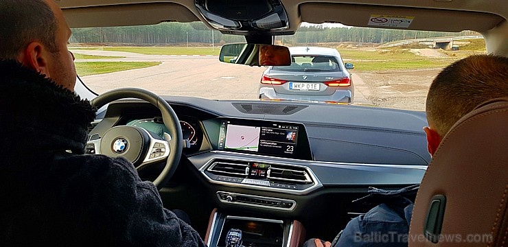 Travelnews.lv iepazīst jauno «BMW X6» sacīkšu trasē «333» un uz šosejas «BMW 118d», «BMW i3» un hibrīdmodeļus - «BMW X5» un 3.sēriju Travelnews.lv iepazīst jauno «BMW X6» sacīkšu trasē «333» un uz šosejas «BMW 118d», «BMW i3» un hibrīdmodeļus - «BMW X5» un 3.sēriju 271683