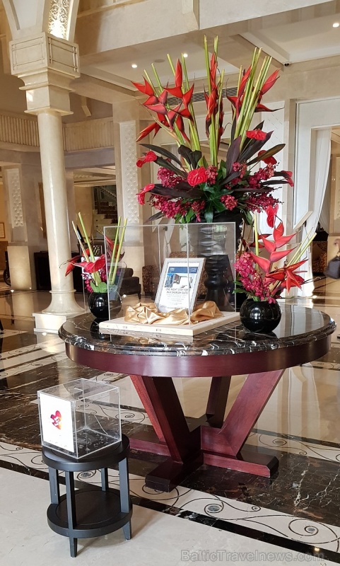 Travelnews,lv izbauda viesnīcas «Sheraton Sharjah Beach Resort & Spa» pludmali. Atbalsta: VisitSharjah.com un Novatours.lv Travelnews,lv izbauda viesnīcas «Sheraton Sharjah Beach Resort & Spa» pludmali. Atbalsta: VisitSharjah.com un Novatours.lv 271916