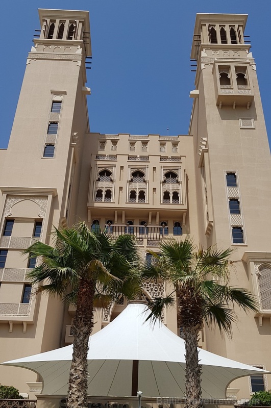 Travelnews,lv izbauda viesnīcas «Sheraton Sharjah Beach Resort & Spa» pludmali. Atbalsta: VisitSharjah.com un Novatours.lv Travelnews,lv izbauda viesnīcas «Sheraton Sharjah Beach Resort & Spa» pludmali. Atbalsta: VisitSharjah.com un Novatours.lv 271922