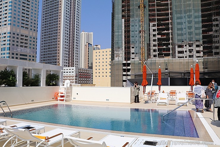 Travelnews.lv iepazīst jauno viesnīcu «Novotel Sharjah Expo Centre» un pusdieno. Atbalsta: VisitSharjah.com un Novatours.lv Travelnews.lv iepazīst jauno viesnīcu «Novotel Sharjah Expo Centre» un pusdieno. Atbalsta: VisitSharjah.com un Novatours.lv 272009