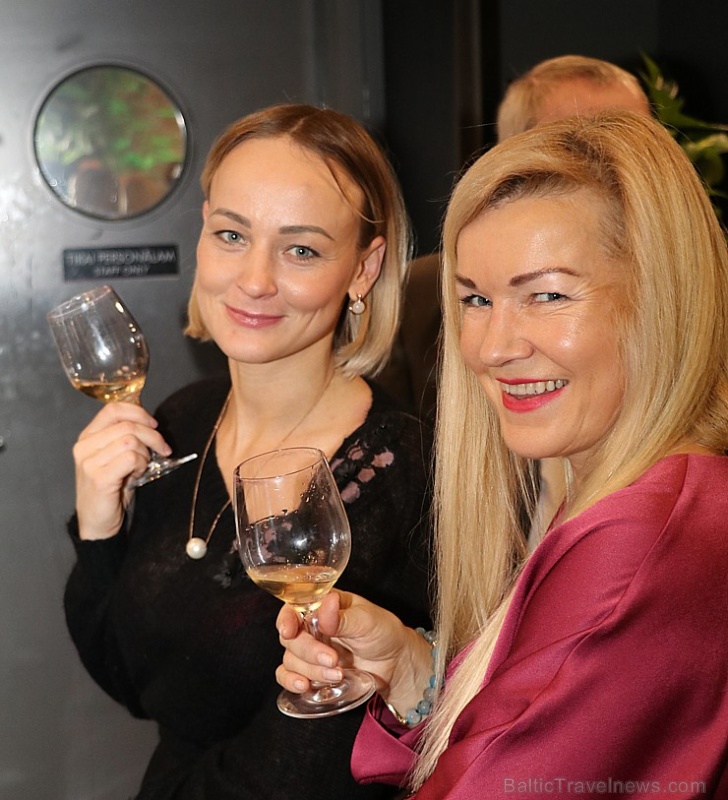 Rīgas 5 zvaigžņu viesnīcā «Pullman Riga Old Town» 27.11.2019 tiekas uz Latvijas augļu un ogu vīnu skati Rīgas 5 zvaigžņu viesnīcā «Pullman Riga Old Town» 27.11.2019 tiekas uz Latvijas augļu un ogu vīnu skati 272167
