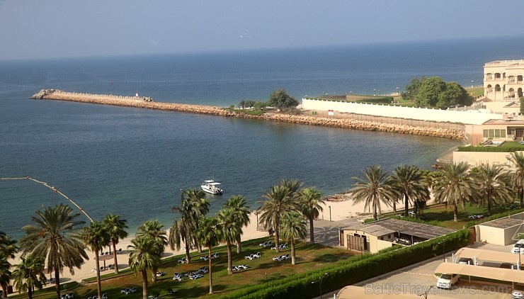 Travelnews.lv iepazīst viesnīcu «Radisson Blu Resort Sharjah» Šārdžā. Atbalsta: VisitSharjah.com un Novatours.lv Travelnews.lv iepazīst viesnīcu «Radisson Blu Resort Sharjah» Šārdžā. Atbalsta: VisitSharjah.com un Novatours.lv 272735