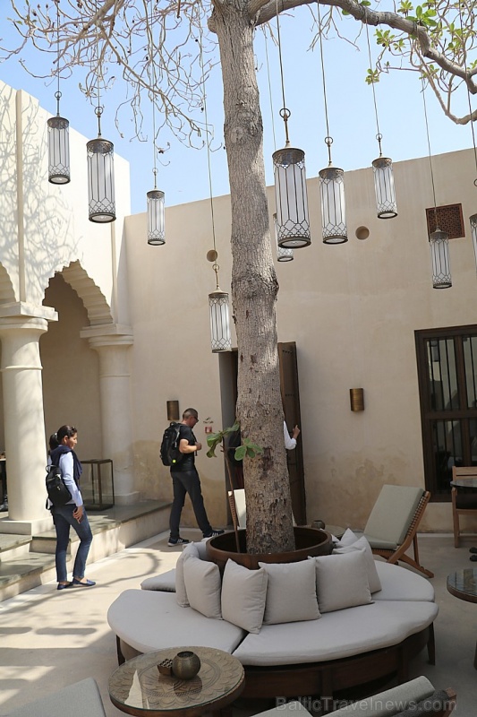 Travelnews.lv iepazīst premium klases viesnīcu «Al Bait Sharjah» Šārdžā. Atbalsta: VisitSharjah.com un Novatours.lv Travelnews.lv iepazīst premium klases viesnīcu «Al Bait Sharjah» Šārdžā. Atbalsta: VisitSharjah.com un Novatours.lv 272887