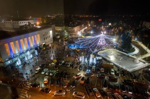 Daugavpils Ziemassvētku laikā saposusies īpaši grezni 