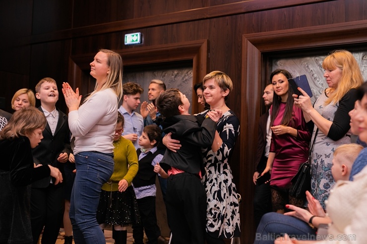 412 bez vecāku apgādības palikušu bērnu piepildītas vēlēšanās – tāda ir šī gada 412 bez vecāku apgādības palikušu bērnu piepildītas vēlēšanās – tāda ir šī gada