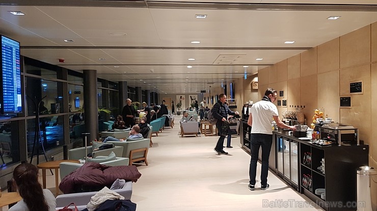 Travelnews.lv ar «Turkish Airlines» biznesa klases biļeti iepazīst «Primeclass Business Lounge» lidostā «Rīga» Foto: Samsung Travelnews.lv ar «Turkish Airlines» biznesa klases biļeti iepazīst «Primeclass Business Lounge» lidostā «Rīga» Foto: Samsung 274912
