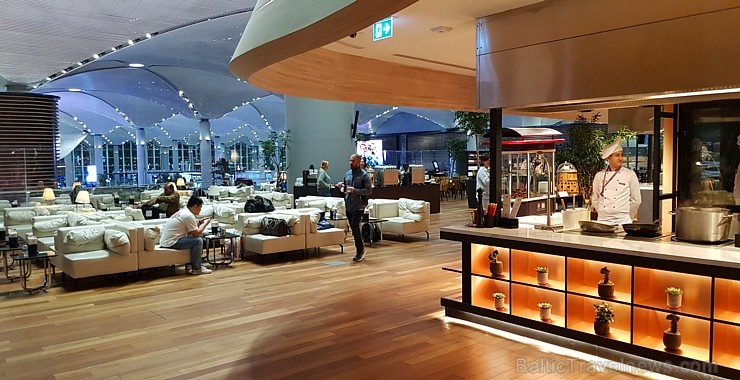 Stambulas lidostā Travelnews.lv ar «Turkish Airlines» biznesa biļeti iepazīst «Business Lounge» un «Lounge Miles&Smiles» Stambulas lidostā Travelnews.lv ar «Turkish Airlines» biznesa biļeti iepazīst «Business Lounge» un «Lounge Miles&Smiles» 275022