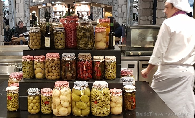 Stambulas lidostā Travelnews.lv ar «Turkish Airlines» biznesa biļeti iepazīst «Business Lounge» un «Lounge Miles&Smiles» Stambulas lidostā Travelnews.lv ar «Turkish Airlines» biznesa biļeti iepazīst «Business Lounge» un «Lounge Miles&Smiles» 275058