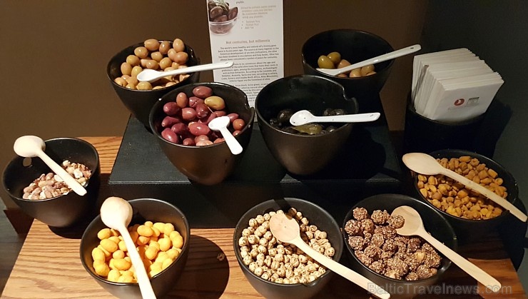 Stambulas lidostā Travelnews.lv ar «Turkish Airlines» biznesa biļeti iepazīst «Business Lounge» un «Lounge Miles&Smiles» Stambulas lidostā Travelnews.lv ar «Turkish Airlines» biznesa biļeti iepazīst «Business Lounge» un «Lounge Miles&Smiles» 275090