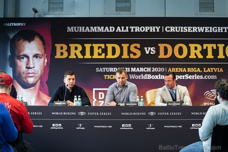 Mairis Briedis un Pasaules boksa supersērijas (WBSS) dalībnieki 2020. gada martā pārvietosies pa Rīgu pārvietosies ekskluzīvās Porsche automašīnās Mairis Briedis un Pasaules boksa supersērijas (WBSS) dalībnieki 2020. gada martā pārvietosies pa Rīgu pārvietosies ekskluzīvās Porsche automašīnās 275254