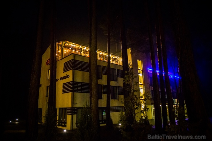 Viesnīcā Hotel Baltvilla atjaunota «Palmu zāle» - krāšņas un ērtas telpas gan semināru organizēšanai, gan ballītēm un svinībām Viesnīcā Hotel Baltvilla atjaunota «Palmu zāle» - krāšņas un ērtas telpas gan semināru organizēšanai, gan ballītēm un svinībām 275316