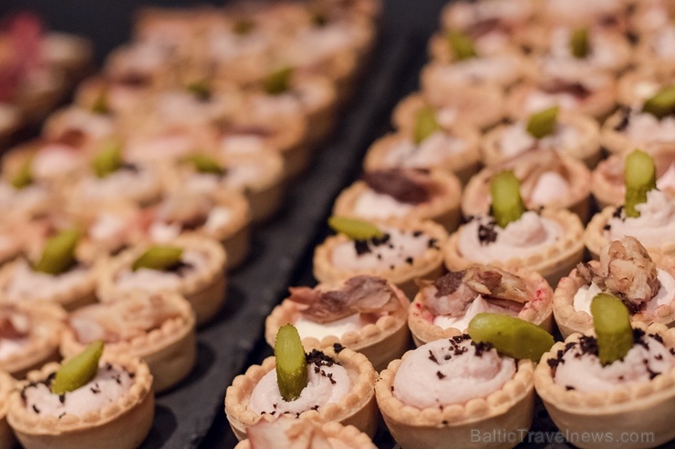 Viesnīca Mercure Hotel Riga Center rīko «Grieķijas vīna festivālu», kurā bauda Grieķijas vīna un Latvijas gastronomijas izcilāko uzkodu saderību Viesnīca Mercure Hotel Riga Center rīko «Grieķijas vīna festivālu», kurā bauda Grieķijas vīna un Latvijas gastronomijas izcilāko uzkodu saderību 275365
