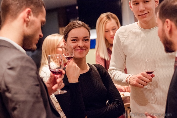 Viesnīca Mercure Hotel Riga Center rīko «Grieķijas vīna festivālu», kurā bauda Grieķijas vīna un Latvijas gastronomijas izcilāko uzkodu saderību Viesnīca Mercure Hotel Riga Center rīko «Grieķijas vīna festivālu», kurā bauda Grieķijas vīna un Latvijas gastronomijas izcilāko uzkodu saderību 275371