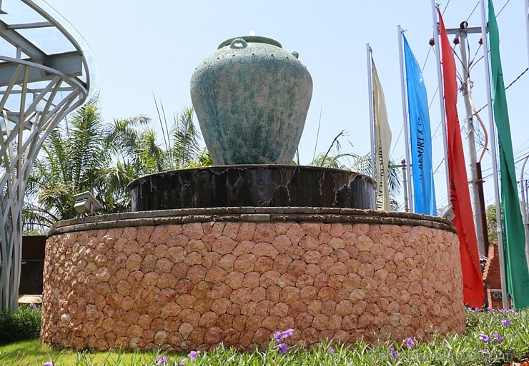 Travelnews.lv nakšņo Bali viesnīcā «Jimbaran Bay Beach Resort & Spa». Atbalsta: «Turkish Airlines» un «365 Brīvdienas» Travelnews.lv nakšņo Bali viesnīcā «Jimbaran Bay Beach Resort & Spa». Atbalsta: «Turkish Airlines» un «365 Brīvdienas» 275579