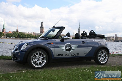 Bija iespējams izmēģināt jauno BMW Mini kabrioletu 14977