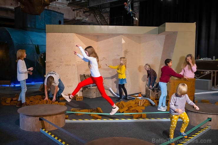 Tallinas ziemeļdaļā esošajā kuģubūves rūpnīcā Tallinas ziemeļdaļā esošajā kuģubūves rūpnīcā