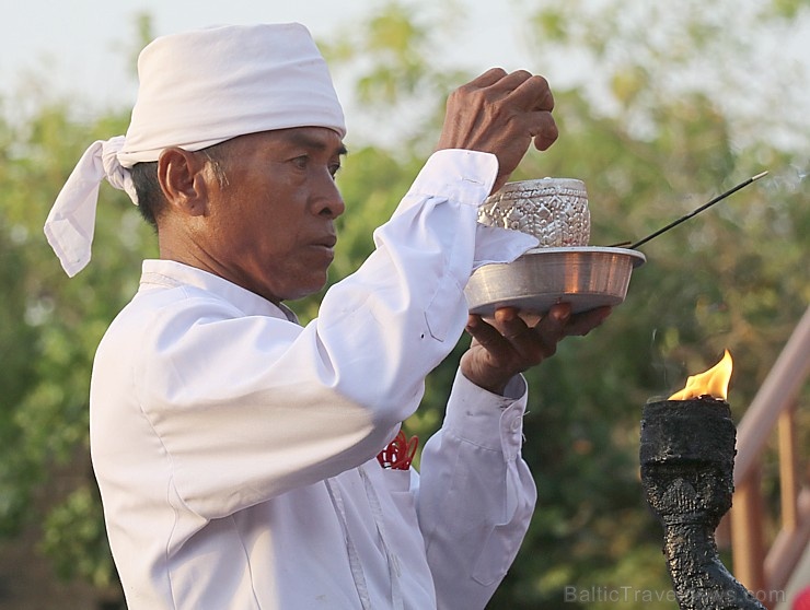 Travelnews.lv apmeklē Bali teātra izrādi par noslēpumaino zelta briedi. Atbalsta: «Turkish Airlines» un «365 Brīvdienas» Travelnews.lv apmeklē Bali teātra izrādi par noslēpumaino zelta briedi. Atbalsta: «Turkish Airlines» un «365 Brīvdienas» 276863