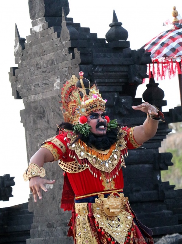 Travelnews.lv apmeklē Bali teātra izrādi par noslēpumaino zelta briedi. Atbalsta: «Turkish Airlines» un «365 Brīvdienas» Travelnews.lv apmeklē Bali teātra izrādi par noslēpumaino zelta briedi. Atbalsta: «Turkish Airlines» un «365 Brīvdienas» 276872