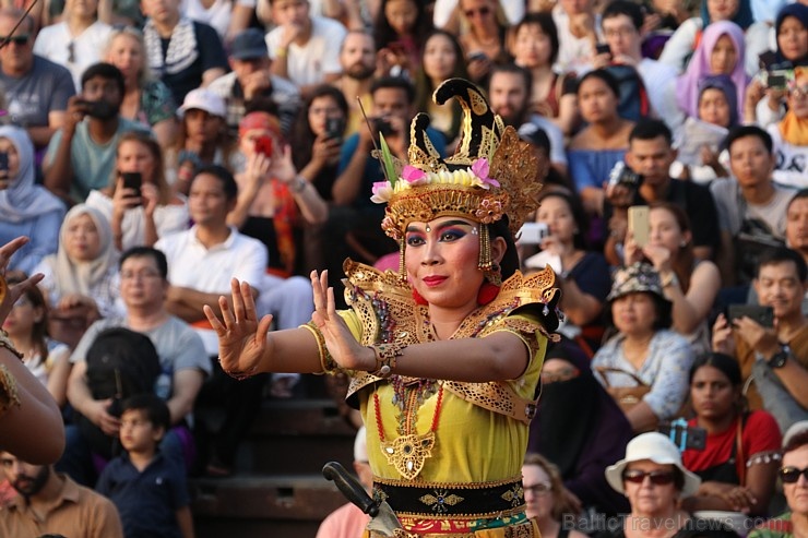 Travelnews.lv apmeklē Bali teātra izrādi par noslēpumaino zelta briedi. Atbalsta: «Turkish Airlines» un «365 Brīvdienas» Travelnews.lv apmeklē Bali teātra izrādi par noslēpumaino zelta briedi. Atbalsta: «Turkish Airlines» un «365 Brīvdienas» 276873