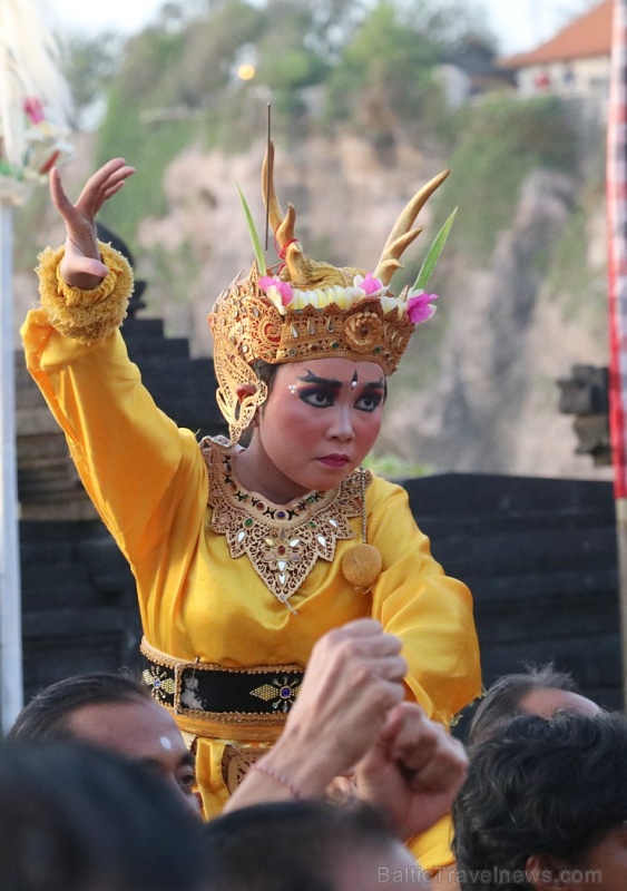 Travelnews.lv apmeklē Bali teātra izrādi par noslēpumaino zelta briedi. Atbalsta: «Turkish Airlines» un «365 Brīvdienas» Travelnews.lv apmeklē Bali teātra izrādi par noslēpumaino zelta briedi. Atbalsta: «Turkish Airlines» un «365 Brīvdienas» 276874