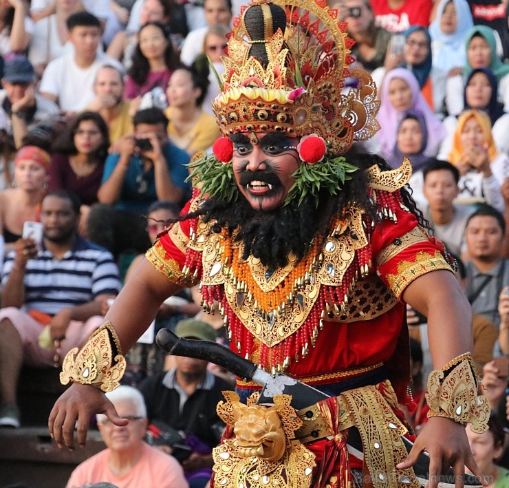 Travelnews.lv apmeklē Bali teātra izrādi par noslēpumaino zelta briedi. Atbalsta: «Turkish Airlines» un «365 Brīvdienas» Travelnews.lv apmeklē Bali teātra izrādi par noslēpumaino zelta briedi. Atbalsta: «Turkish Airlines» un «365 Brīvdienas» 276880