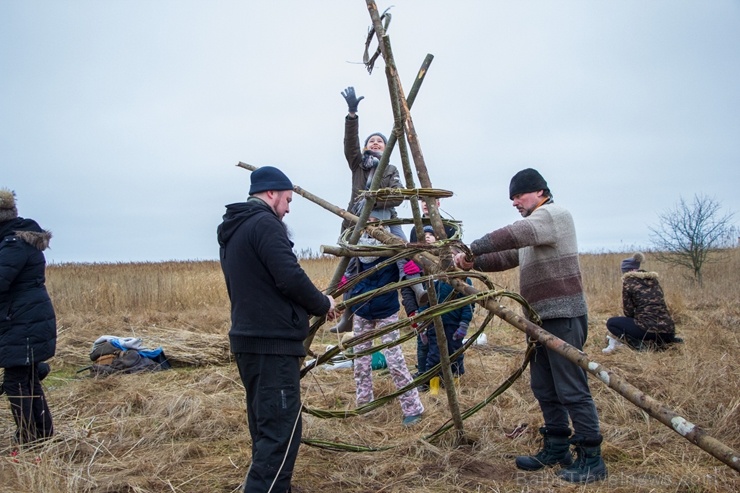 Niedru skulptūru festivāls ik gadu ļauj radoši izpausties un aizraujoši pavadīt laiku svaigā gaisā īpaši aizsargājamā dabas teritorijā Niedru skulptūru festivāls ik gadu ļauj radoši izpausties un aizraujoši pavadīt laiku svaigā gaisā īpaši aizsargājamā dabas teritorijā 276904