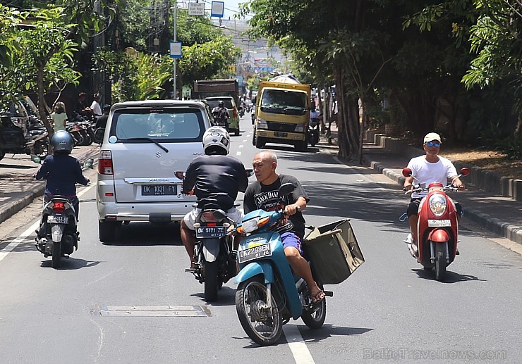 Travelnews.lv piefiksē ielas fotomirkļus Bali salā. Atbalsta: «Turkish Airlines» un «365 Brīvdienas» Travelnews.lv piefiksē ielas fotomirkļus Bali salā. Atbalsta: «Turkish Airlines» un «365 Brīvdienas» 276954