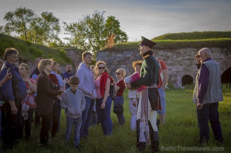 Daugavpils cietoksnis ir unikāls valsts nozīmes arhitektūras un kultūrvēstures piemineklis, mūsdienās tas ir arī viens no Latgales populārākajiem eksk Daugavpils cietoksnis ir unikāls valsts nozīmes arhitektūras un kultūrvēstures piemineklis, mūsdienās tas ir arī viens no Latgales populārākajiem eksk 277375