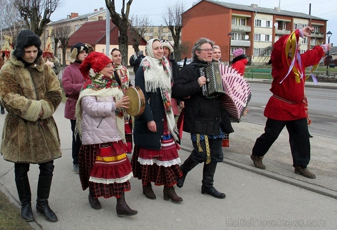 Līvānos norisinājās XXI Starptautiskais masku tradīciju festivāls, kurā piedalījās 24 masku grupasno Latvijas un citām valstīm Līvānos norisinājās XXI Starptautiskais masku tradīciju festivāls, kurā piedalījās 24 masku grupasno Latvijas un citām valstīm 277666