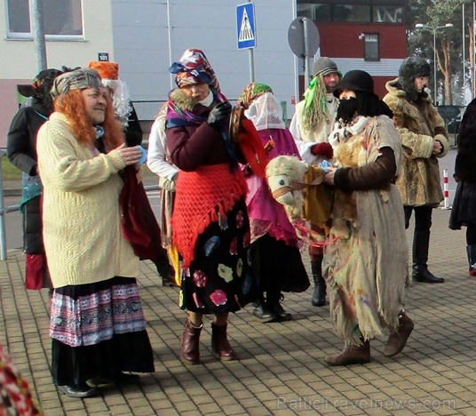 Līvānos norisinājās XXI Starptautiskais masku tradīciju festivāls, kurā piedalījās 24 masku grupasno Latvijas un citām valstīm Līvānos norisinājās XXI Starptautiskais masku tradīciju festivāls, kurā piedalījās 24 masku grupasno Latvijas un citām valstīm 277677