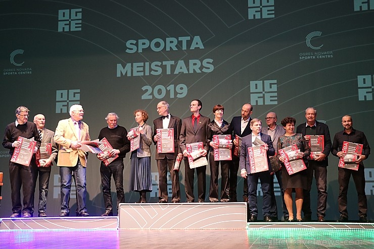 Travelnews.lv piedāvā dažus fotomirkļus no «Ogres novada Sporta laureāts 2019» 277946
