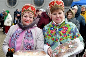Daugavpilī atvadās no ziemas un svin «Plašās Masļeņicas» svētkus 