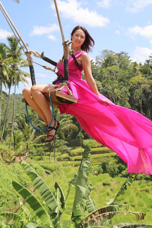 Travelnews.lv izbauda Bali lielās šūpoles «The Natural Terrace Swing». Atbalsta: «Turkish Airlines» un «365 Brīvdienas» Travelnews.lv izbauda Bali lielās šūpoles «The Natural Terrace Swing». Atbalsta: «Turkish Airlines» un «365 Brīvdienas» 279282