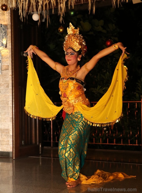 Travelnews.lv izbauda Bali džungļu viesnīcas «Ayung Resort Ubud» vakariņas. «Turkish Airlines» un «365 Brīvdienas» Travelnews.lv izbauda Bali džungļu viesnīcas «Ayung Resort Ubud» vakariņas. «Turkish Airlines» un «365 Brīvdienas» 279810
