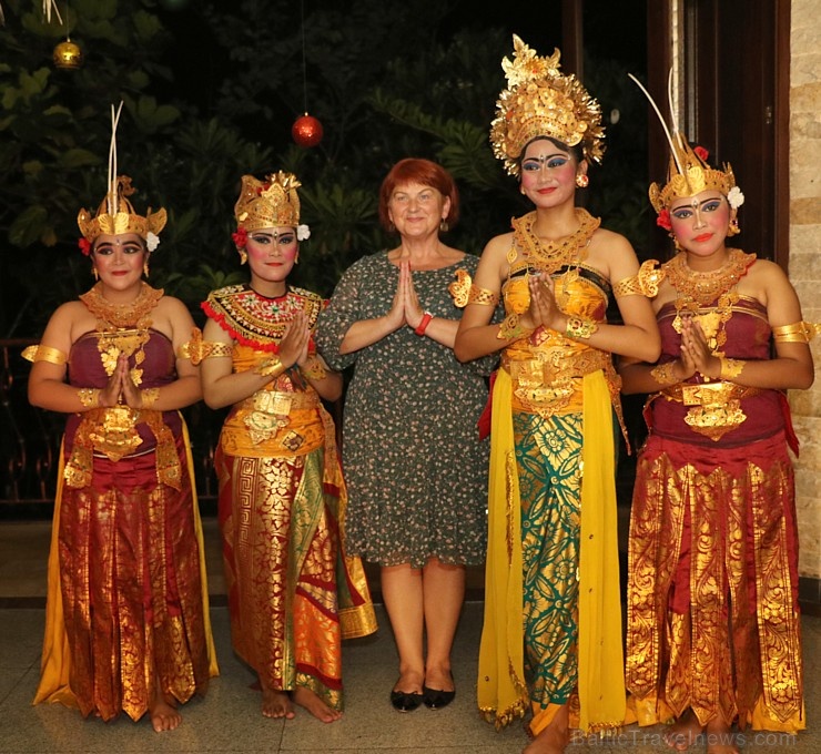 Travelnews.lv izbauda Bali džungļu viesnīcas «Ayung Resort Ubud» vakariņas. «Turkish Airlines» un «365 Brīvdienas» Travelnews.lv izbauda Bali džungļu viesnīcas «Ayung Resort Ubud» vakariņas. «Turkish Airlines» un «365 Brīvdienas» 279815