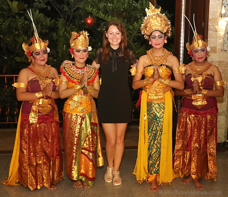 Travelnews.lv izbauda Bali džungļu viesnīcas «Ayung Resort Ubud» vakariņas. «Turkish Airlines» un «365 Brīvdienas» Travelnews.lv izbauda Bali džungļu viesnīcas «Ayung Resort Ubud» vakariņas. «Turkish Airlines» un «365 Brīvdienas» 279819