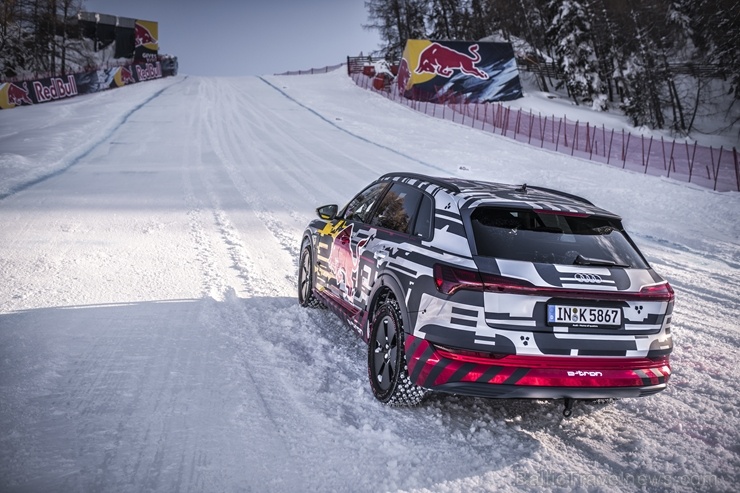Leģendārā Audi pilnpiedziņas sistēma quattro šogad svin 40 gadu kopš tās prezentācijas Audi quattro modelī 1980. gadā Leģendārā Audi pilnpiedziņas sistēma quattro šogad svin 40 gadu kopš tās prezentācijas Audi quattro modelī 1980. gadā 280128