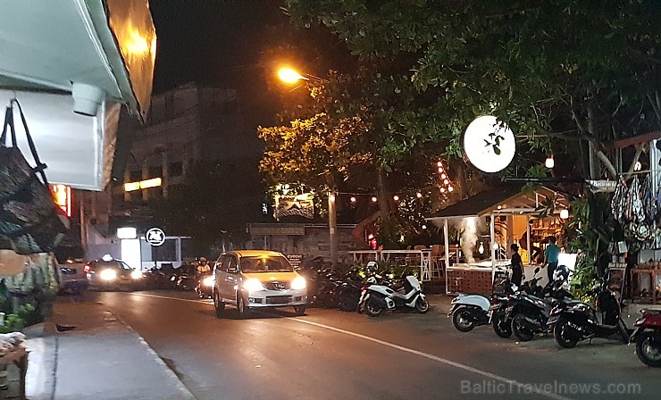 Travelnews.lv Bali nakts dzīvē iepazīst ielas restorānu «Bubba Gump Shrimp». «Turkish Airlines» un «365 Brīvdienas» Travelnews.lv Bali nakts dzīvē iepazīst ielas restorānu «Bubba Gump Shrimp». «Turkish Airlines» un «365 Brīvdienas» 280837