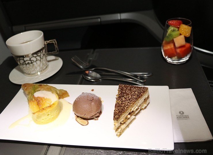 Travelnews.lv biznesa klasē ar «Turkish Airlines» lido maršrutā Bali- Stambula - Rīga. «Turkish Airlines» un «365 Brīvdienas» Travelnews.lv biznesa klasē ar «Turkish Airlines» lido maršrutā Bali- Stambula - Rīga. «Turkish Airlines» un «365 Brīvdienas» 281307