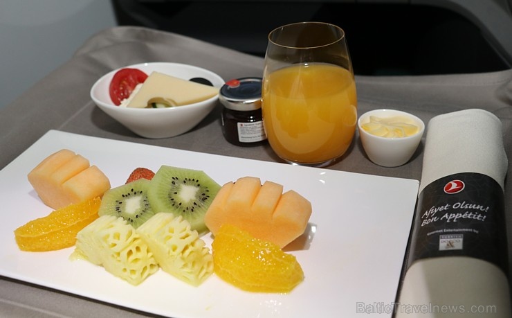 Travelnews.lv biznesa klasē ar «Turkish Airlines» lido maršrutā Bali- Stambula - Rīga. «Turkish Airlines» un «365 Brīvdienas» Travelnews.lv biznesa klasē ar «Turkish Airlines» lido maršrutā Bali- Stambula - Rīga. «Turkish Airlines» un «365 Brīvdienas» 281310