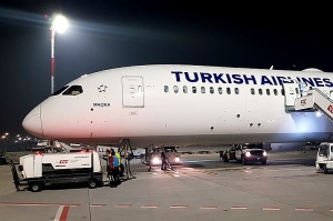 Travelnews.lv biznesa klasē ar «Turkish Airlines» lido maršrutā Bali- Stambula - Rīga