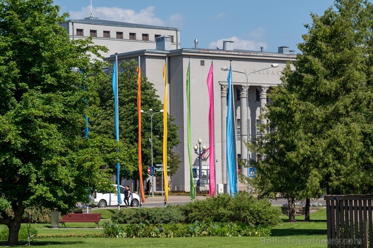Daugavpils pilsētas vēsturiskais centrs ir pilsētas vispievilcīgākā vieta un viens no veiksmīgākajiem paraugiem, kur izdevies rast kompromisu starp se Daugavpils pilsētas vēsturiskais centrs ir pilsētas vispievilcīgākā vieta un viens no veiksmīgākajiem paraugiem, kur izdevies rast kompromisu starp se 281549