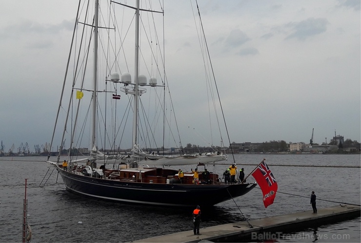 Rīgas sporta burāšanas centra piestātnē Ķīpsalā 28.04.2020. ienākusi 52 metrus gara Jahta Rīgas sporta burāšanas centra piestātnē Ķīpsalā 28.04.2020. ienākusi 52 metrus gara Jahta