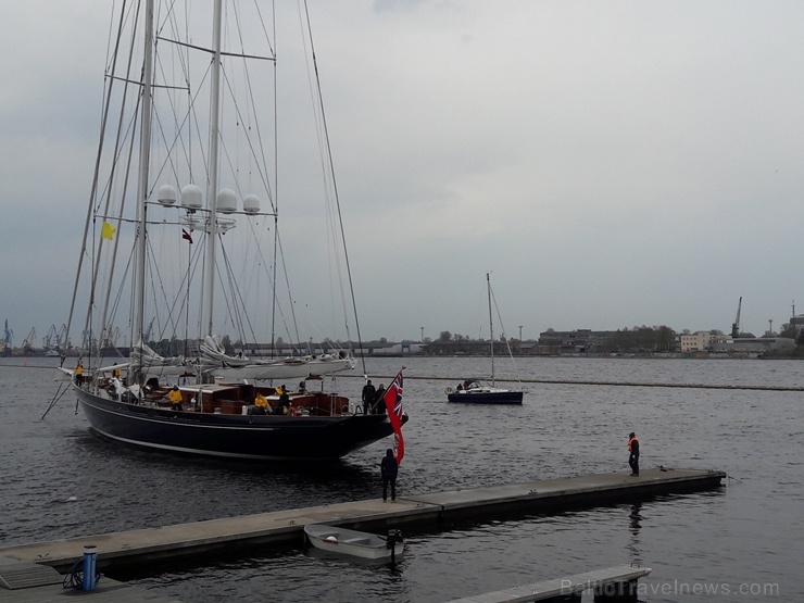 Rīgas sporta burāšanas centra piestātnē Ķīpsalā 28.04.2020. ienākusi 52 metrus gara Jahta Rīgas sporta burāšanas centra piestātnē Ķīpsalā 28.04.2020. ienākusi 52 metrus gara Jahta