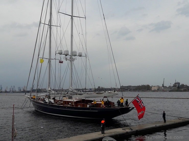 Rīgas sporta burāšanas centra piestātnē Ķīpsalā 28.04.2020. ienākusi 52 metrus gara Jahta Rīgas sporta burāšanas centra piestātnē Ķīpsalā 28.04.2020. ienākusi 52 metrus gara Jahta